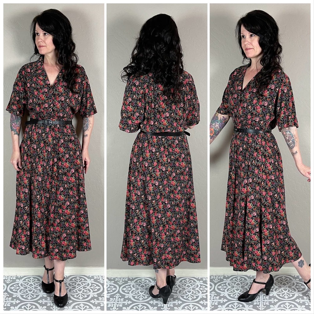 Vintage 1980s Black Ditsy Floral Fit and Flare Midi Day Dress - Picture 3 of 6